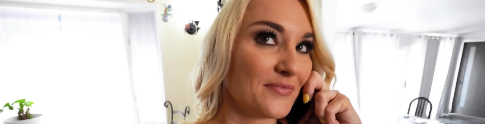 Julie Robbie